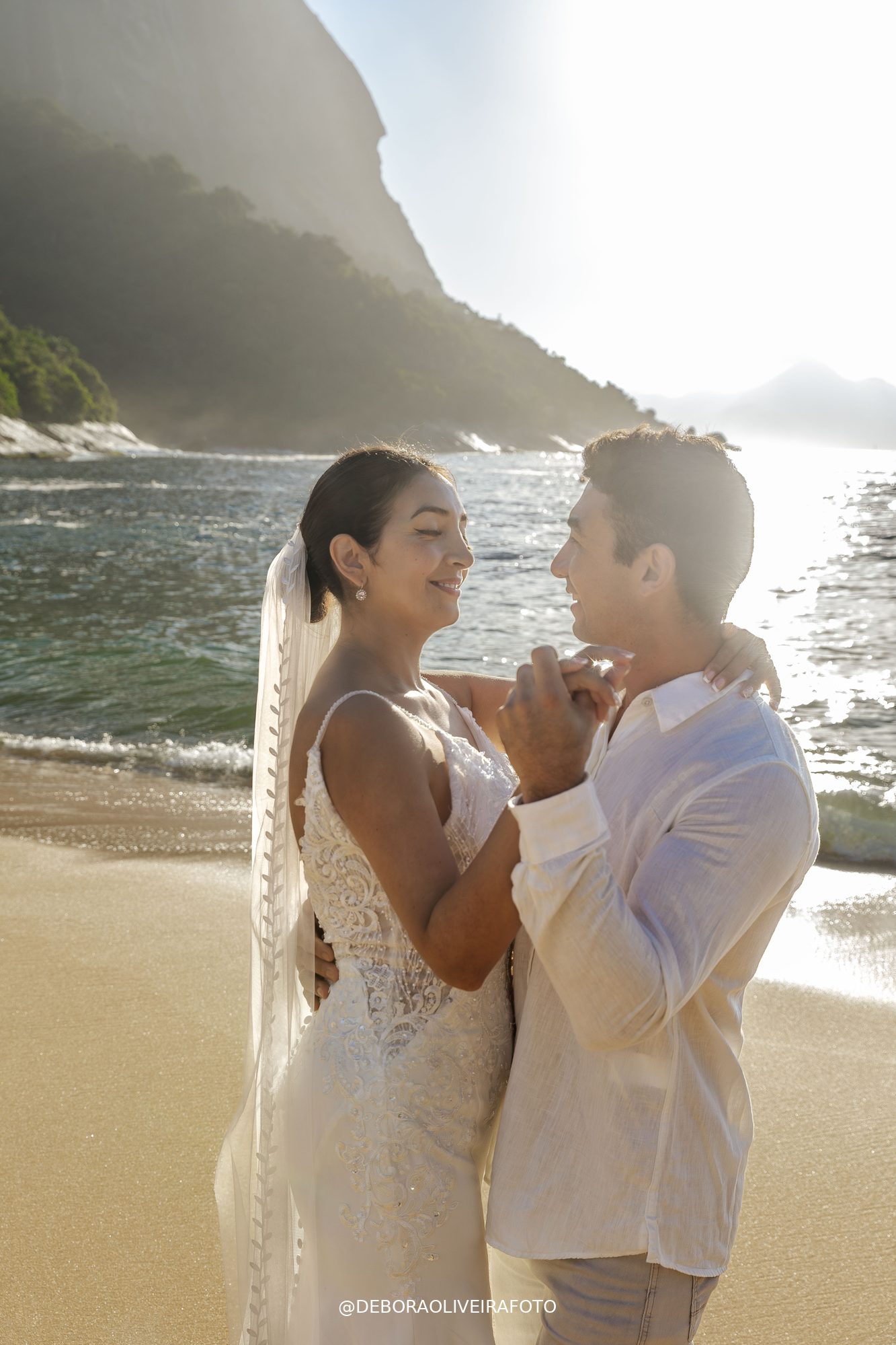 Intimate couple portrait on Rio de Janeiro beach during elopement